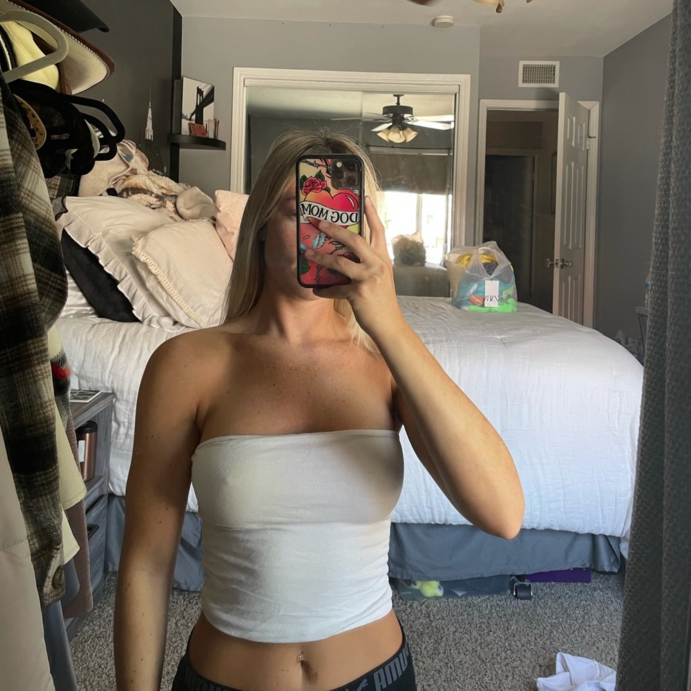 Brandy Melville strapless top